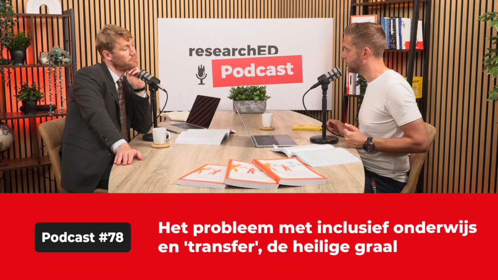Jan van de Ven en Erik Ex, aan tafel in gesprek voor aflevering 78 van de podcast